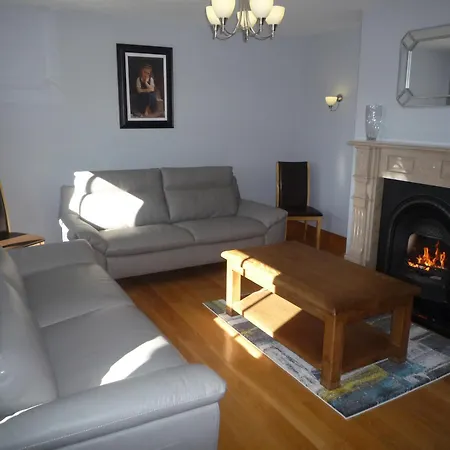 Дом отдыха Derryleigh House Boherbue By Trident Homes